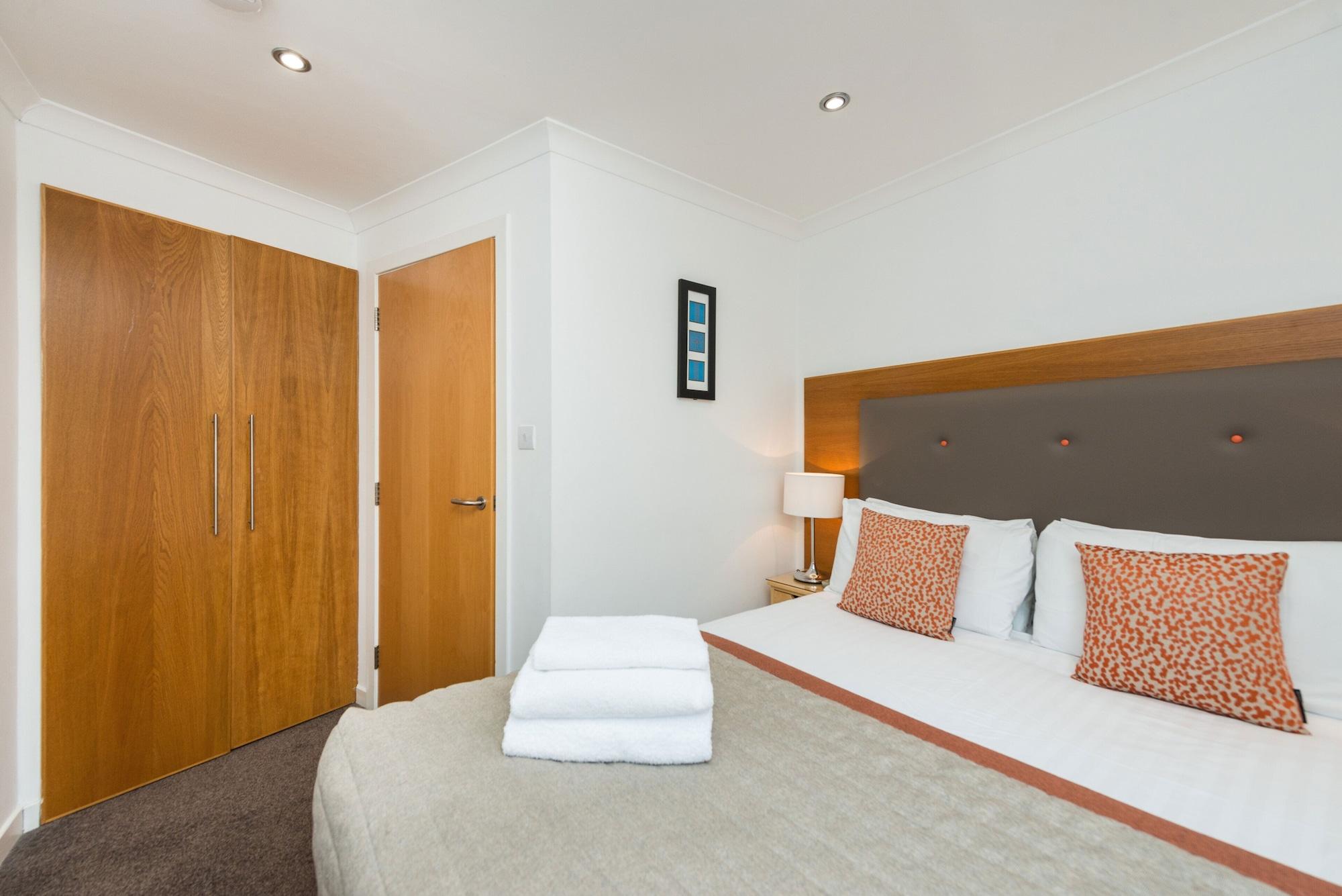 Fountain Court Apartments - Harris Единбург Екстериор снимка