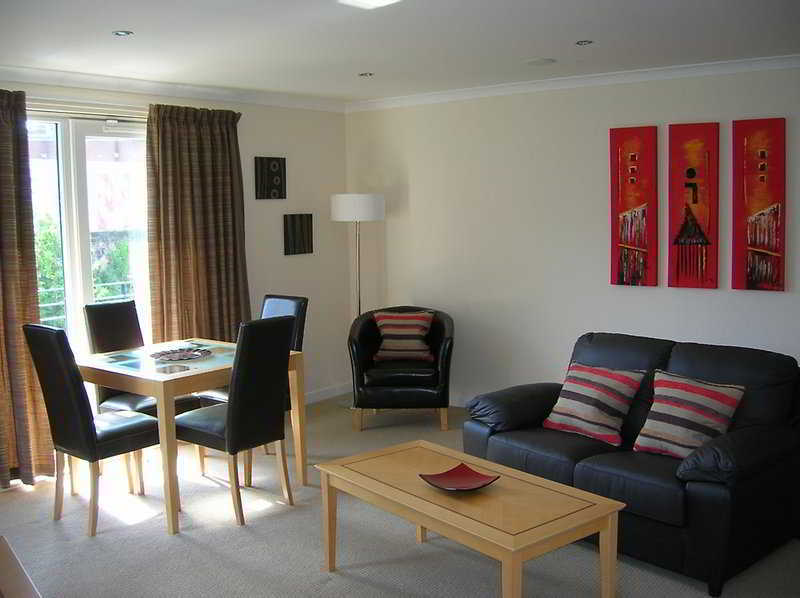 Fountain Court Apartments - Harris Единбург Екстериор снимка