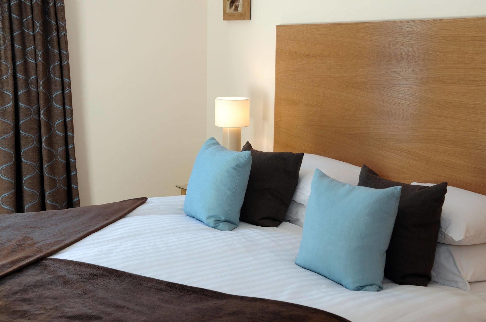 Fountain Court Apartments - Harris Единбург Екстериор снимка