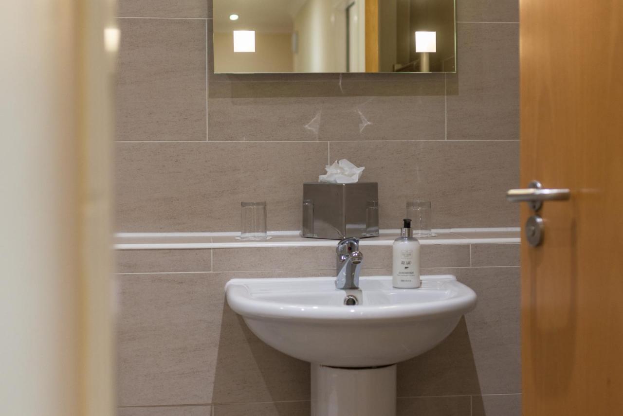 Fountain Court Apartments - Harris Единбург Екстериор снимка